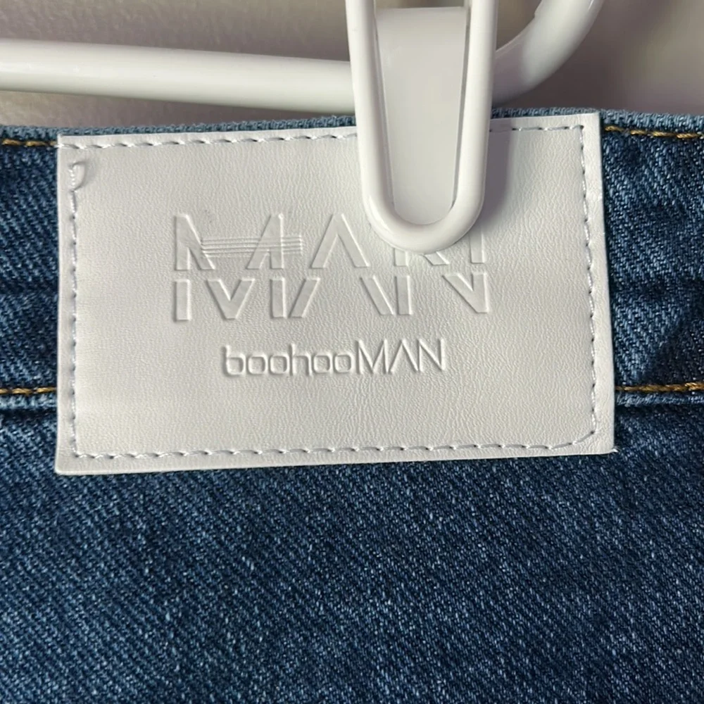 NWT BooHoo Men’s Plus Tapered Fit Denim Jeans